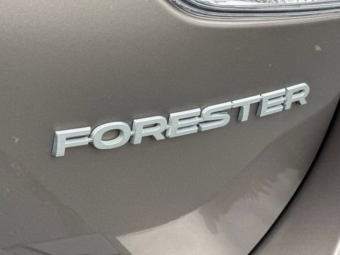 Used 2023 Subaru Forester Premium AWD/4WD image 32