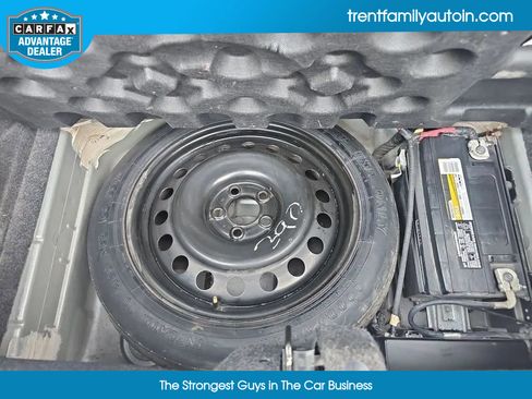 Used 2014 Dodge Challenger R/T Plus image 16