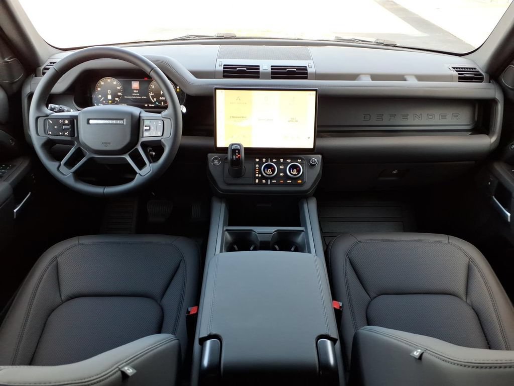 New 2026 Land Rover Defender 110 S AWD/4WD image 9