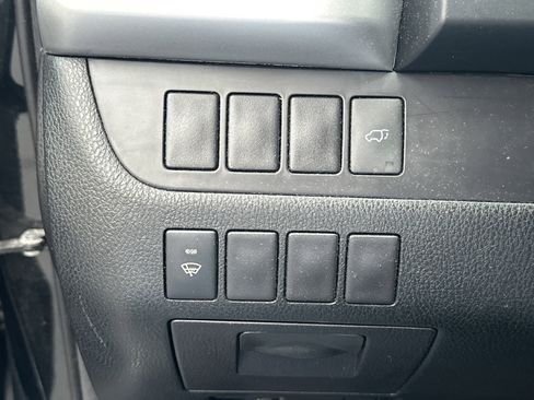 Used 2016 Toyota Highlander XLE image 23