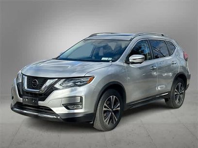 Used 2018 Nissan Rogue SL w/ Premium Package