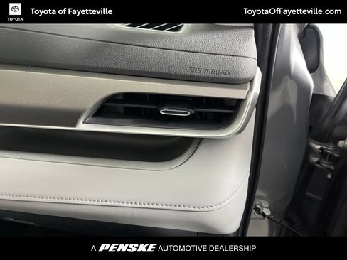 Certified 2026 Toyota Highlander XLE AWD/4WD image 23