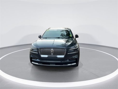 Used 2023 Lincoln Aviator Reserve w/ Elements Package Plus image 3