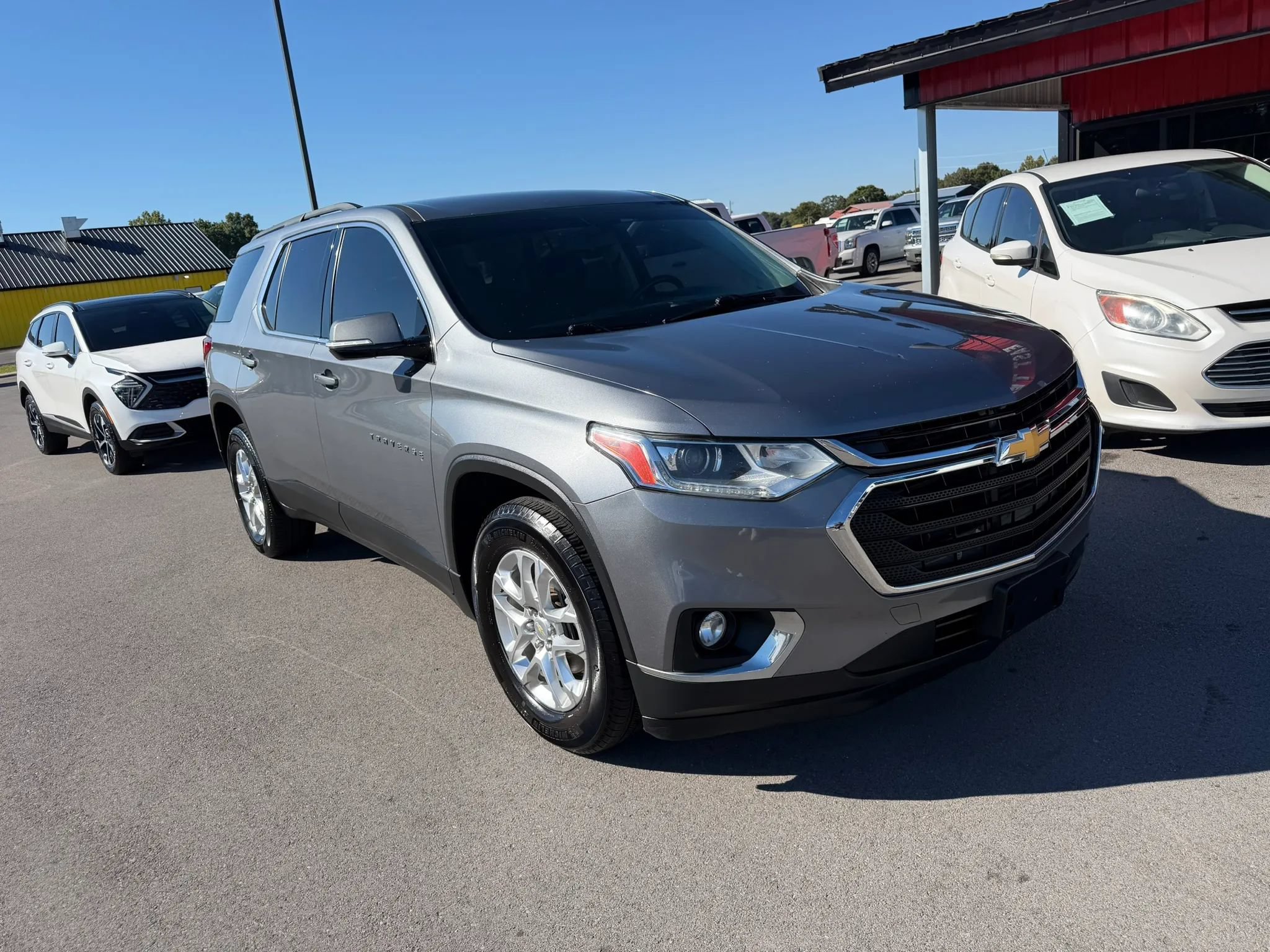 Used 2019 Chevrolet Traverse LT AWD/4WD image 1