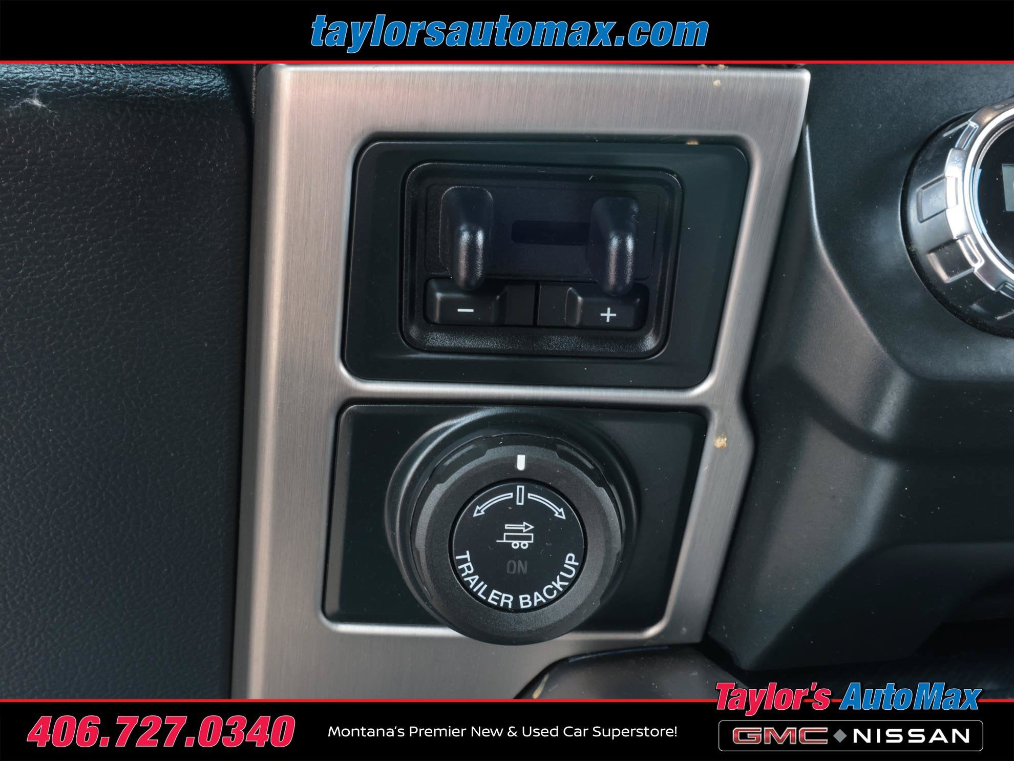 Used 2022 Ford F350 Platinum w/ FX4 Off-Road Package AWD/4WD image 29
