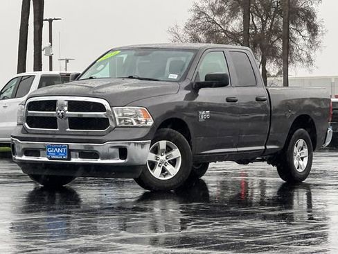 Used 2024 RAM 1500 Classic SLT image 8