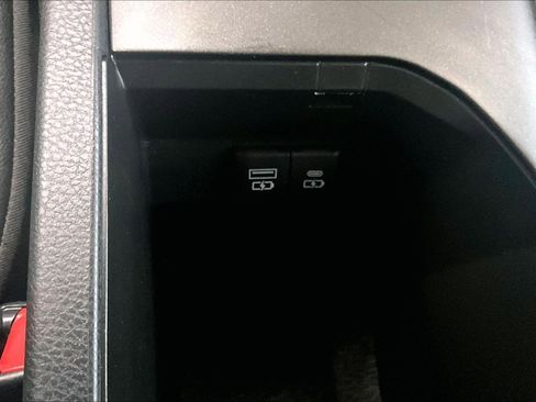 Used 2024 Toyota Camry XSE image 31