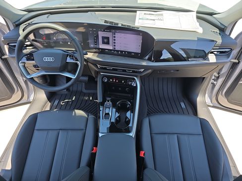 New 2026 Audi Q5 Premium Plus AWD/4WD image 9
