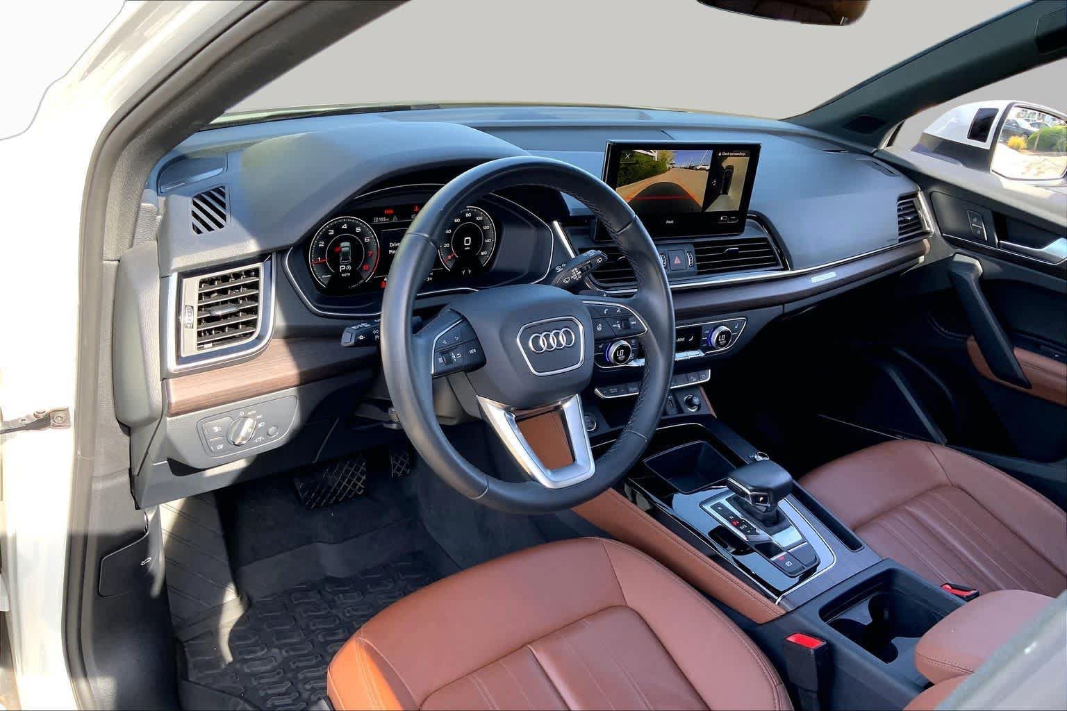Used 2023 Audi Q5 2.0T Premium Plus w/ Premium Plus Package AWD/4WD image 16
