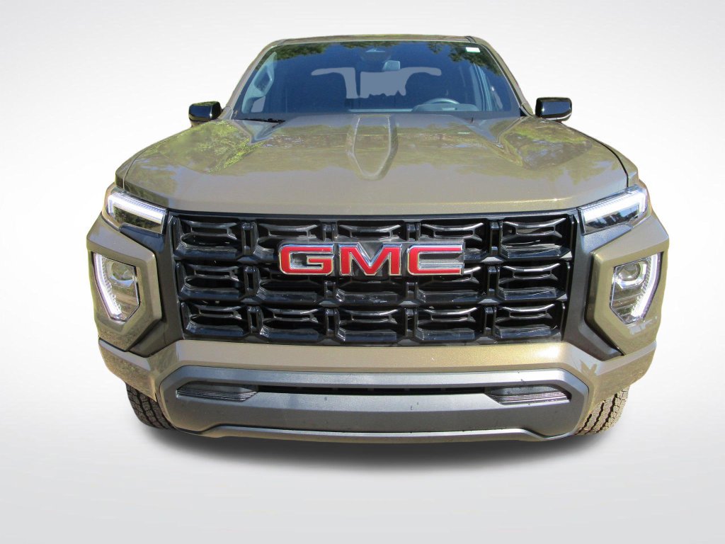 Used 2025 GMC Canyon Elevation RWD image 10