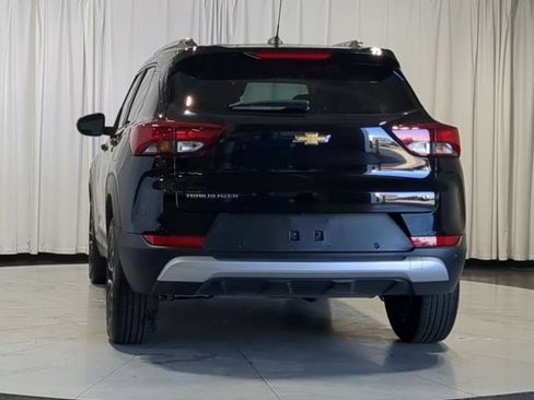 Used 2025 Chevrolet TrailBlazer LT FWD image 7