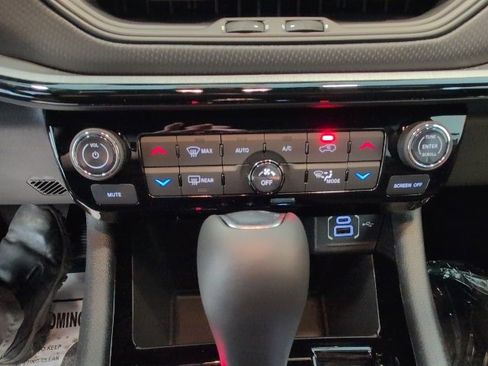 New 2026 Jeep Compass Trailhawk w/ Trailer Tow Group image 22