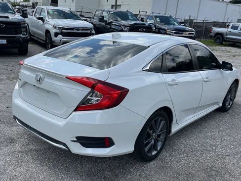 Used 2019 Honda Civic EX image 2