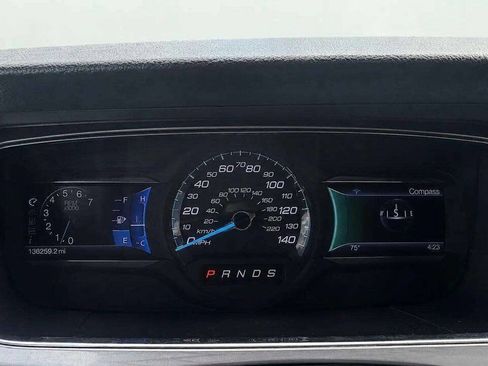 Used 2013 Ford Taurus SEL FWD image 18