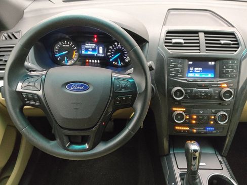 Used 2016 Ford Explorer 4WD image 22
