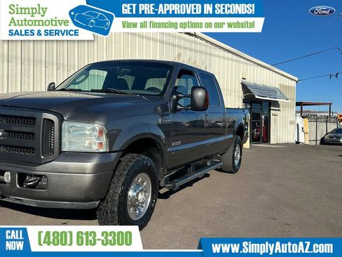 Used 2005 Ford F250 4x4 Crew Cab Super Duty image 3