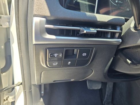 Used 2025 Hyundai Tucson Limited AWD/4WD image 19