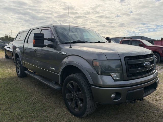 Used 2014 Ford F150 FX4 w/ Equipment Group 402A Luxury AWD/4WD image 4