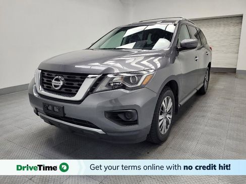 Used 2019 Nissan Pathfinder S image 1