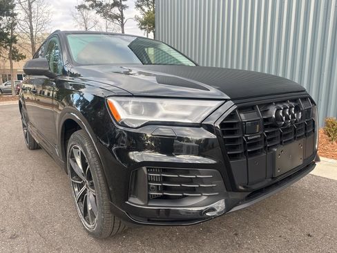 Used 2023 Audi Q7 3.0T Premium Plus w/ Premium Plus Package image 1