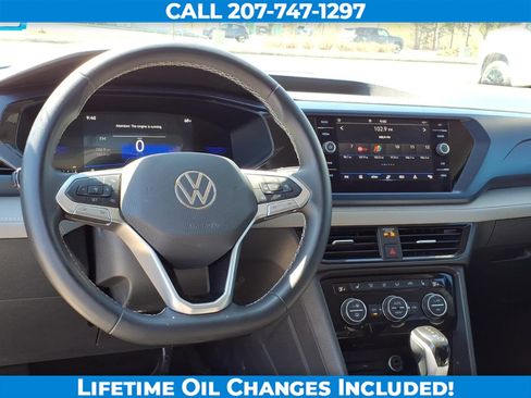 Used 2024 Volkswagen Taos SE FWD image 14