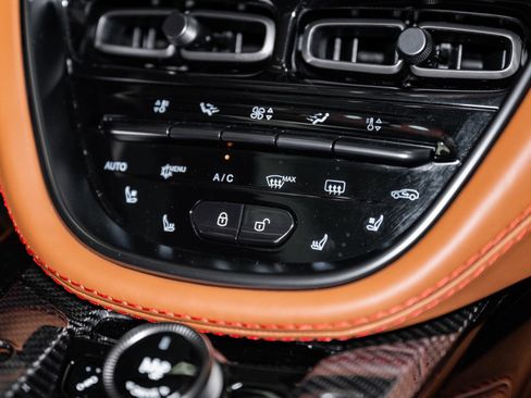 Used 2023 Aston Martin DBX 707 image 36