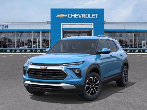 New 2026 Chevrolet TrailBlazer LT w/ Driver Confidence Package FWD image 6