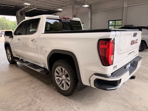 Used 2020 GMC Sierra 1500 Denali w/ Technology Package AWD/4WD image 6