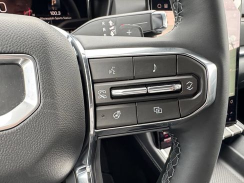 New 2027 GMC Terrain Elevation w/ Elevation Premium Package AWD/4WD image 13