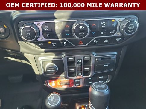 Certified 2021 Jeep Wrangler Unlimited Rubicon AWD/4WD image 34
