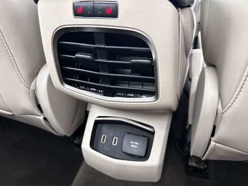 Used 2019 Lincoln MKZ Reserve w/ Luxury Package image 16