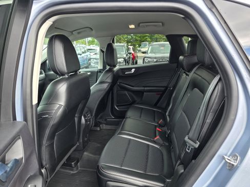 Certified 2022 Ford Escape SEL AWD/4WD image 10