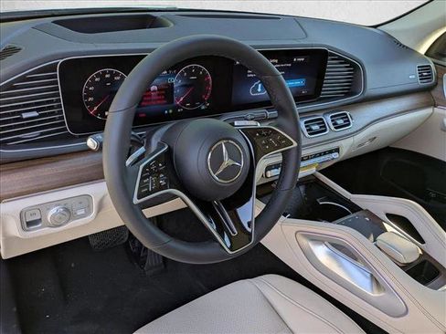 New 2026 Mercedes-Benz GLE 450 4MATIC image 3