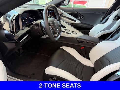 Used 2026 Chevrolet Corvette Z06 w/ Stealth Interior Trim Package RWD image 6