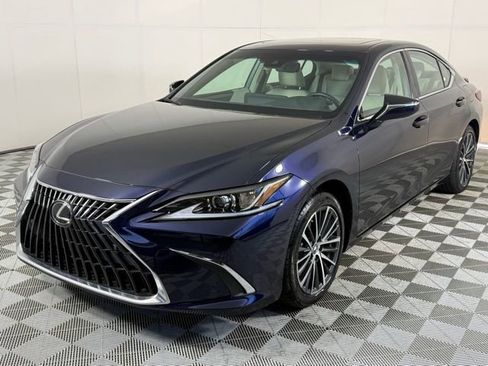 Certified 2025 Lexus ES 300h w/ Premium Package image 2