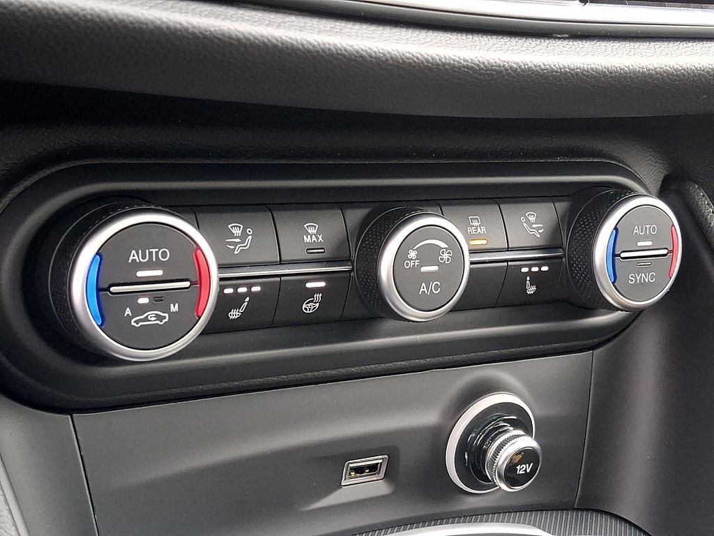New 2026 Alfa Romeo Stelvio Sprint AWD/4WD image 11