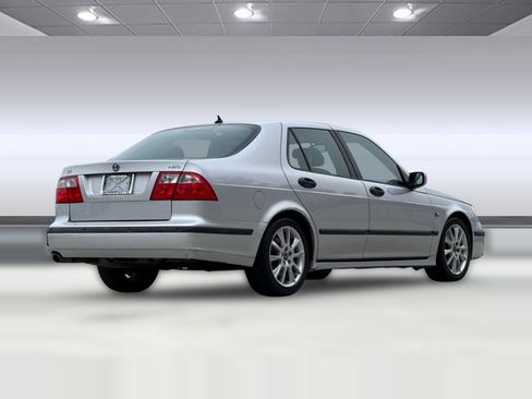 Used 2002 Saab 9-5 Aero FWD image 8