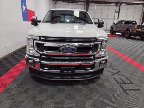 Used 2020 Ford F250 XLT w/ XLT Premium Package AWD/4WD image 4