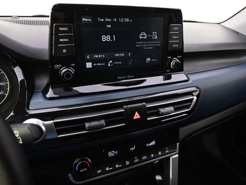 Used 2023 Kia Seltos S image 27