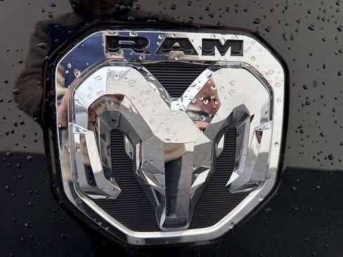 Used 2024 RAM 2500 Big Horn w/ Bed Utility Group image 11