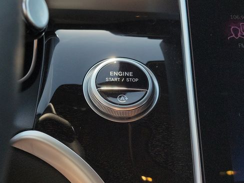 Certified 2024 Mercedes-Benz GLC 300 4MATIC image 32