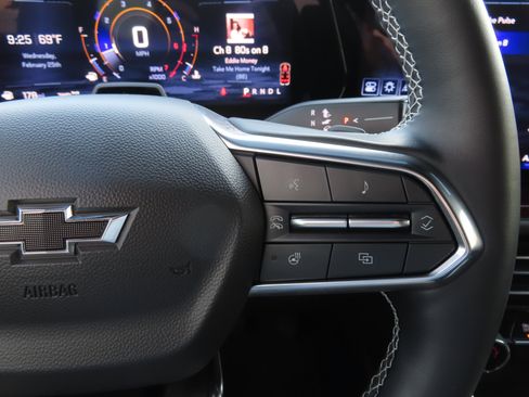 Used 2024 Chevrolet Traverse Z71 w/ Enhanced Driving Package image 24