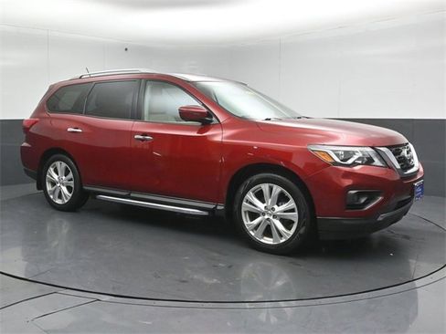 Used 2018 Nissan Pathfinder SL w/ SL Premium Package image 1