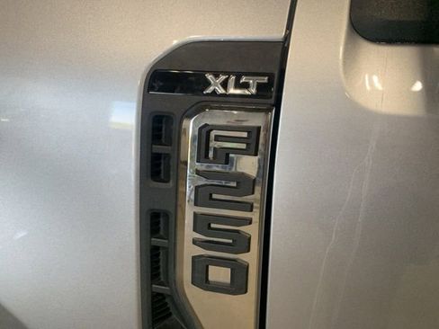 Used 2024 Ford F250 XLT AWD/4WD image 34