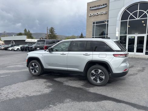 Used 2022 Jeep Grand Cherokee Limited 4xe AWD/4WD image 5