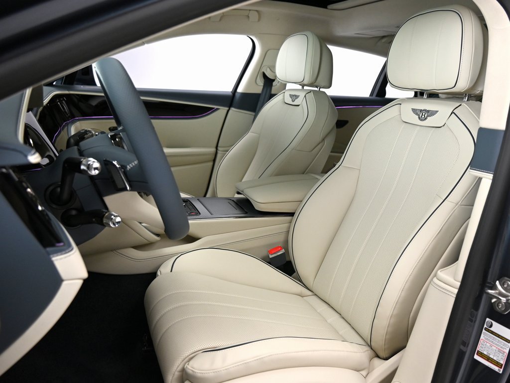 New 2026 Bentley Flying Spur V8 AWD/4WD image 12