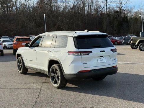 New 2025 Jeep Grand Cherokee L Limited w/ Luxury Tech Group II AWD/4WD image 3