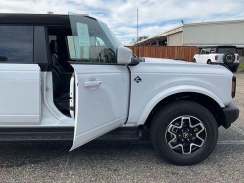 New 2025 Ford Bronco Outer Banks image 46