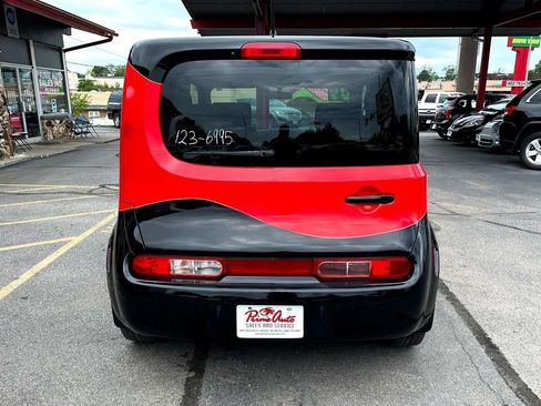 Used 2009 Nissan Cube 1.8 w/ Interior Designer Pkg FWD image 5