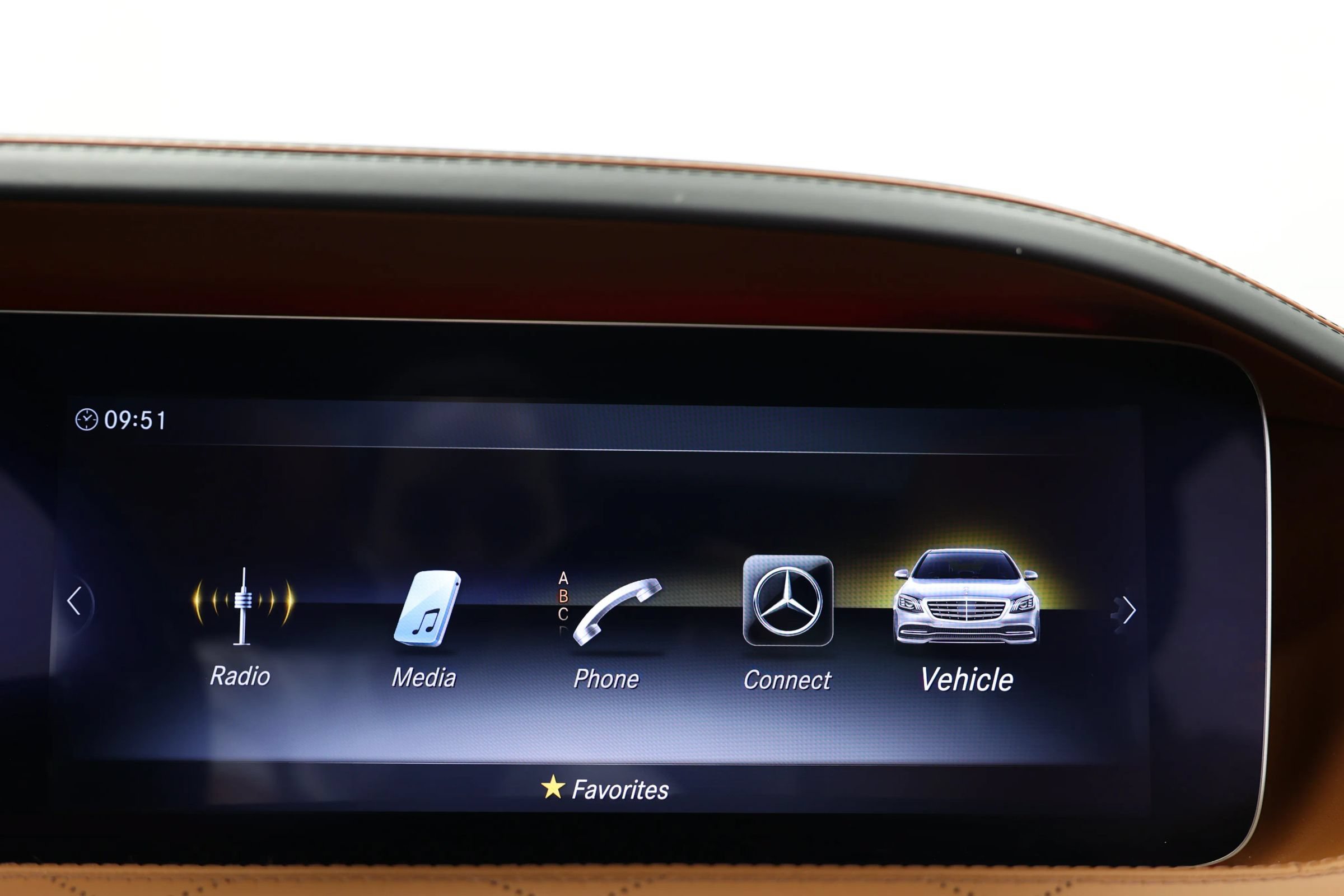Used 2019 Mercedes-Benz Maybach S 560 4MATIC image 43
